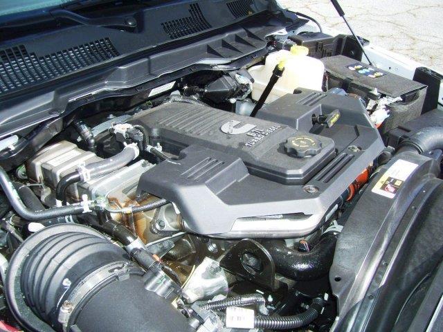 2013 RAM 5500 1999 Chevrolet Trailblazer