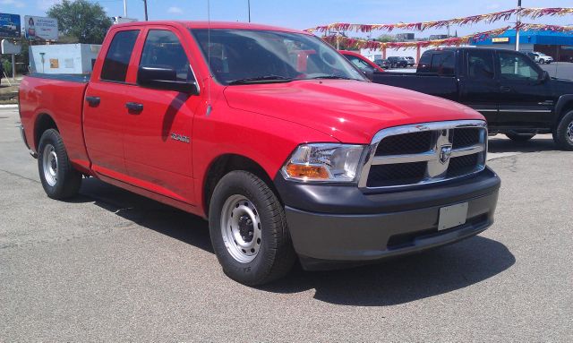 2010 RAM Ram Pickup 4dr LX 4WD Auto