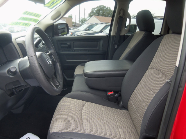 2012 RAM Ram Pickup 4dr LX 4WD Auto