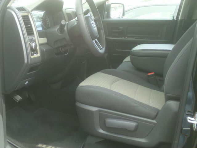 2012 RAM Ram Pickup 4dr LX 4WD Auto