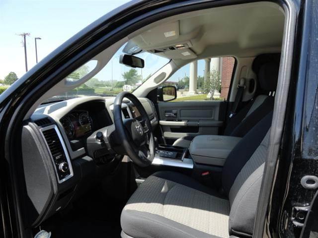 2012 RAM Ram Pickup Slt/big HORN