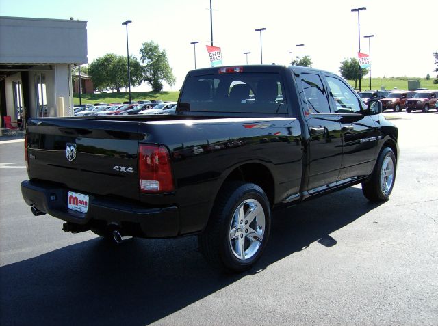 2012 RAM Ram Pickup 4dr LX 4WD Auto