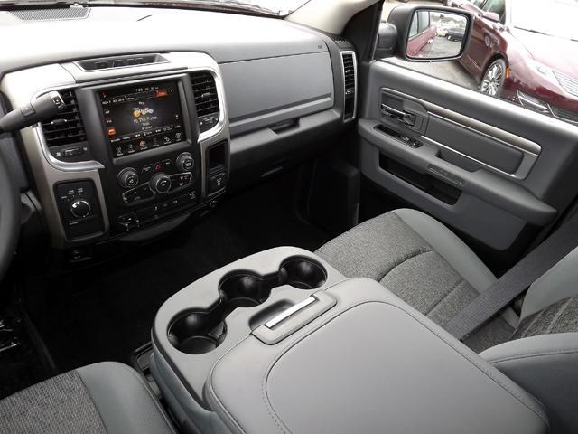 2013 RAM Ram Pickup LT Crew Cab Z71 4x4