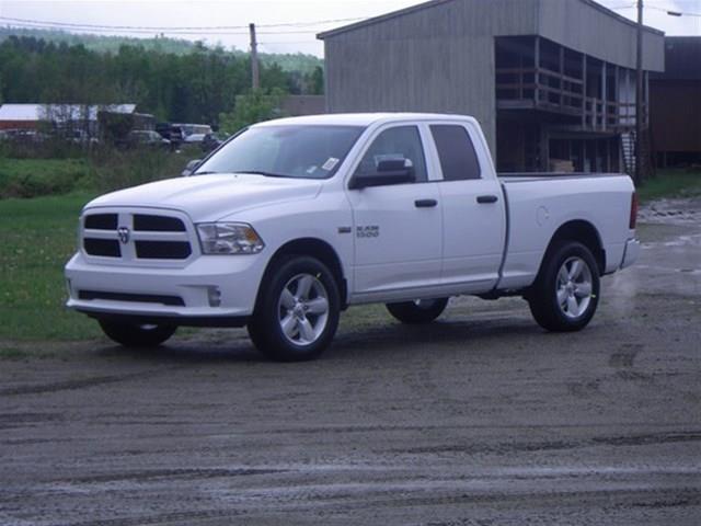 2013 RAM Ram Pickup 2dr 102 WB 4WD Value Manual