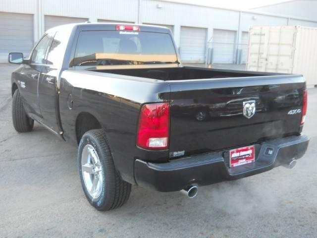 2013 RAM Ram Pickup DUMP LIFT