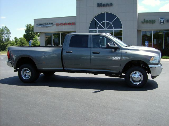 2013 RAM Ram Pickup AWD, DVD, Navi, Rear Camera