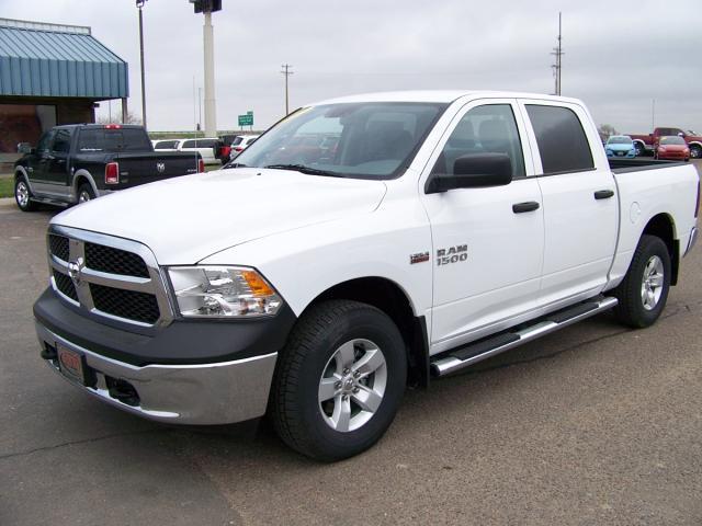 2013 RAM Ram Pickup 2dr 102 WB 4WD Value Manual