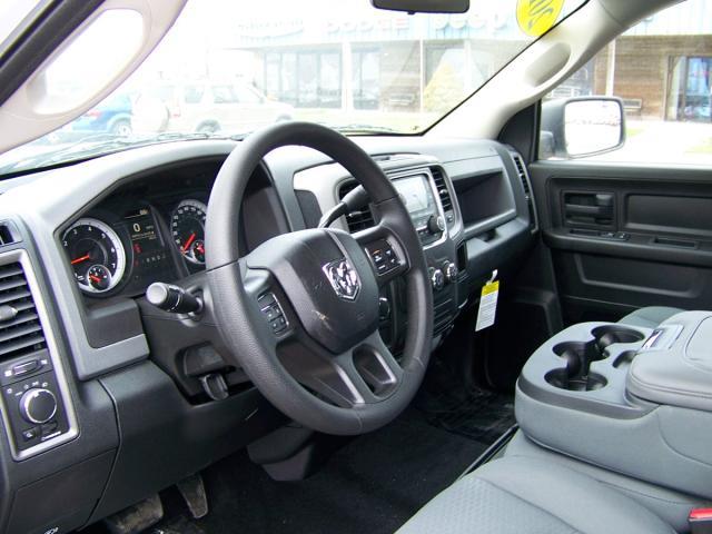 2013 RAM Ram Pickup 2dr 102 WB 4WD Value Manual