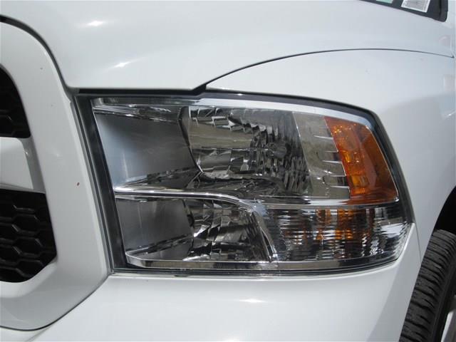 2013 RAM Ram Pickup 2dr 102 WB 4WD Value Manual