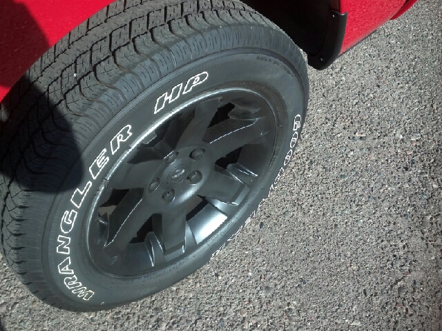 2013 RAM Ram Pickup Ext Cab - Sport 4x4 At Red