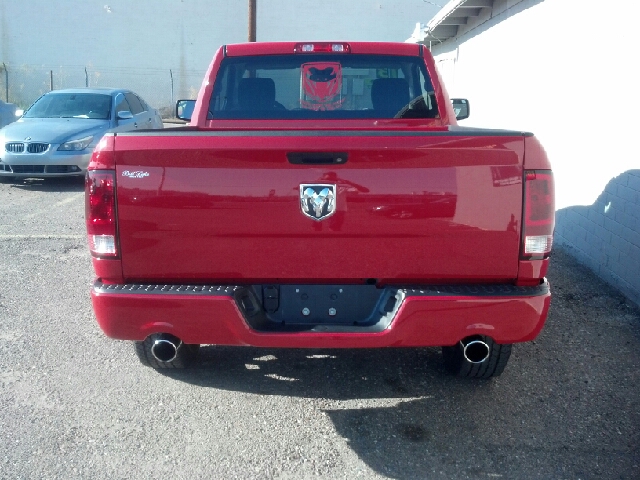 2013 RAM Ram Pickup Ext Cab - Sport 4x4 At Red