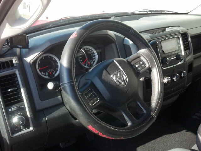 2013 RAM Ram Pickup Ext Cab - Sport 4x4 At Red