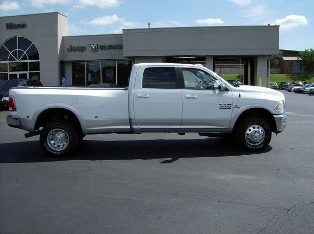 2013 RAM Ram Pickup HD Ext Cab 141.5