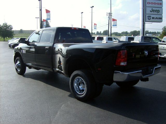 2013 RAM Ram Pickup AWD, DVD, Navi, Rear Camera