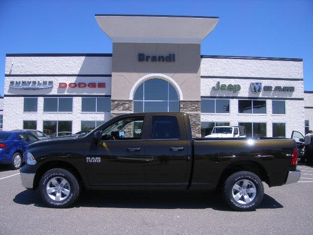 2013 RAM Ram Pickup 2dr 102 WB 4WD Value Manual