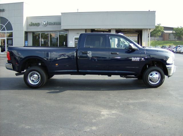 2013 RAM Ram Pickup AWD, DVD, Navi, Rear Camera