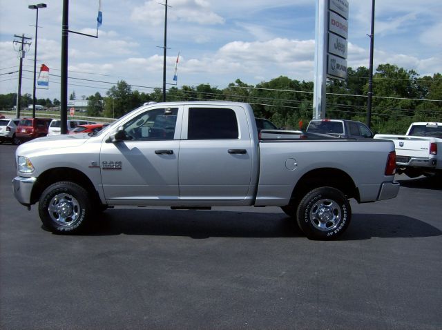2013 RAM Ram Pickup S 7 Passenger