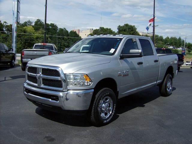 2013 RAM Ram Pickup S 7 Passenger