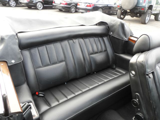 2014 Rolls Royce Corniche Base