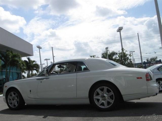 2010 Rolls Royce Phantom Base