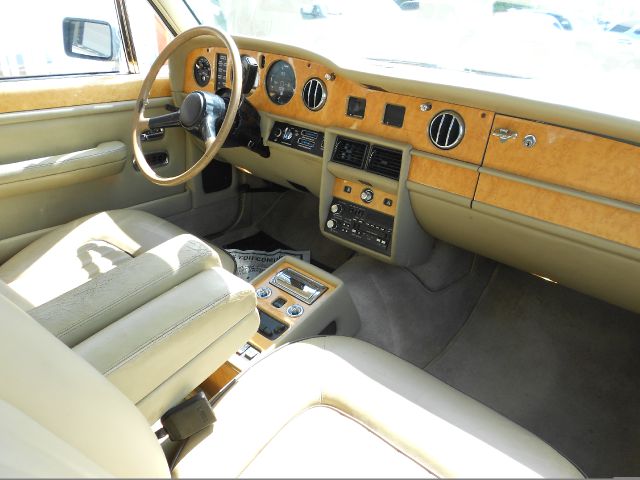 1988 Rolls Royce Silver Spur Base