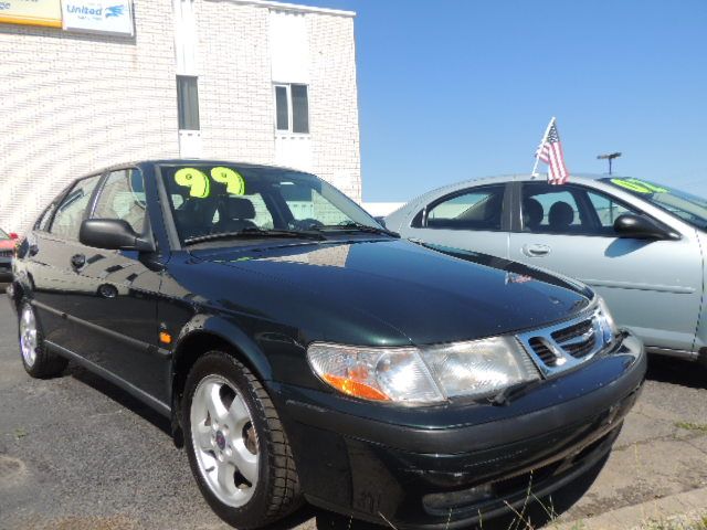 1999 Saab 9-3 G1500 Cargo