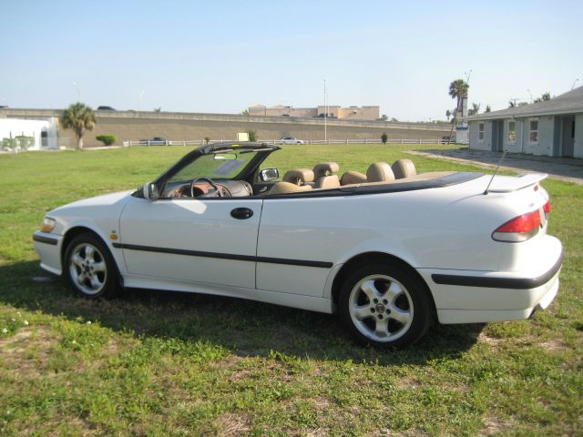 2000 Saab 9-3 Convertible
