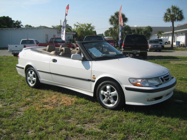 2000 Saab 9-3 Convertible