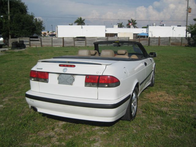2000 Saab 9-3 Convertible