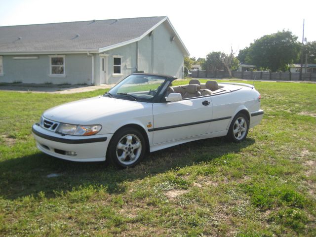 2000 Saab 9-3 Convertible