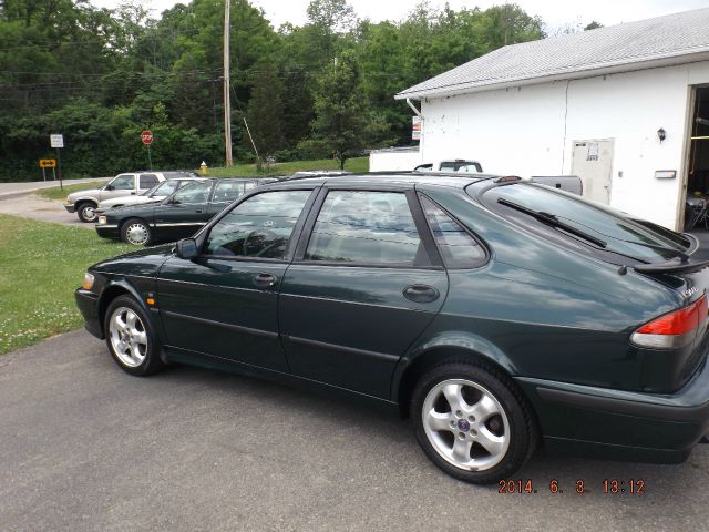 2000 Saab 9-3 Lariat CREW CAB 4X4 Diesel