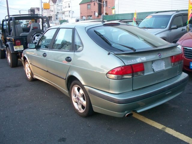 2001 Saab 9-3 G1500 Cargo