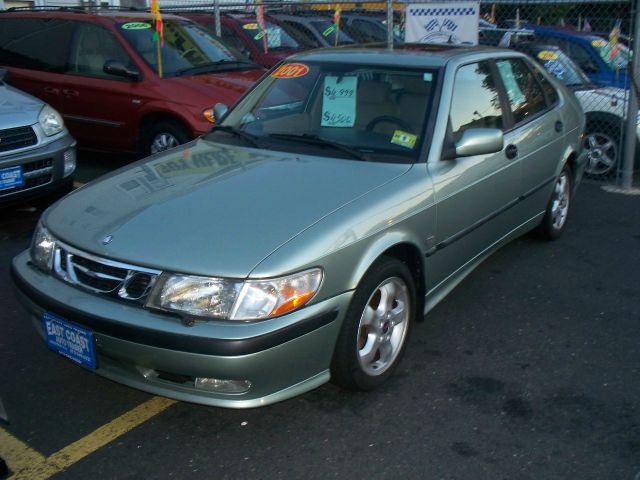2001 Saab 9-3 G1500 Cargo