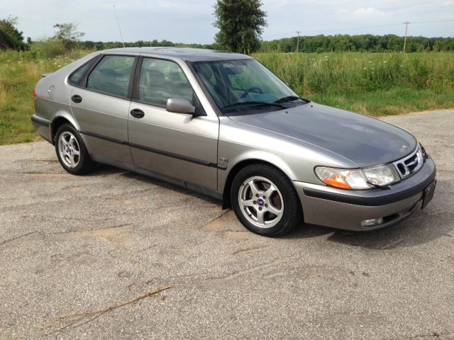 2001 Saab 9-3 4dr Sdn GLX V6 Auto