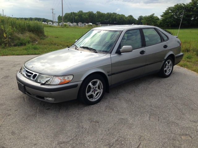 2001 Saab 9-3 4dr Sdn GLX V6 Auto