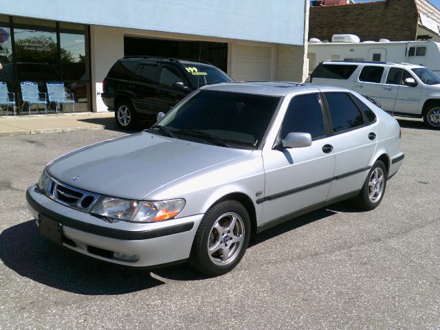 2001 Saab 9-3 4dr Sdn GLX V6 Auto