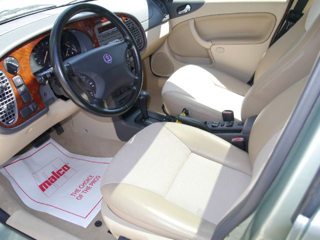 2002 Saab 9-3 G1500 Cargo