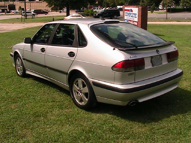2002 Saab 9-3 G1500 Cargo