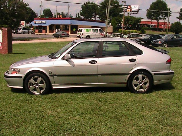 2002 Saab 9-3 G1500 Cargo