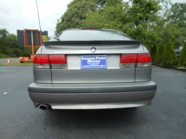 2002 Saab 9-3 G1500 Cargo