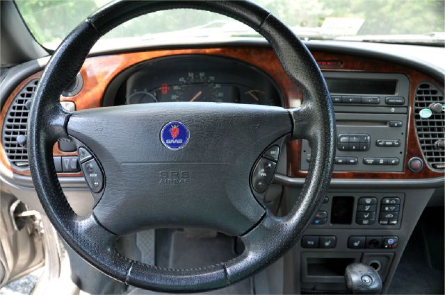 2002 Saab 9-3 Convertible