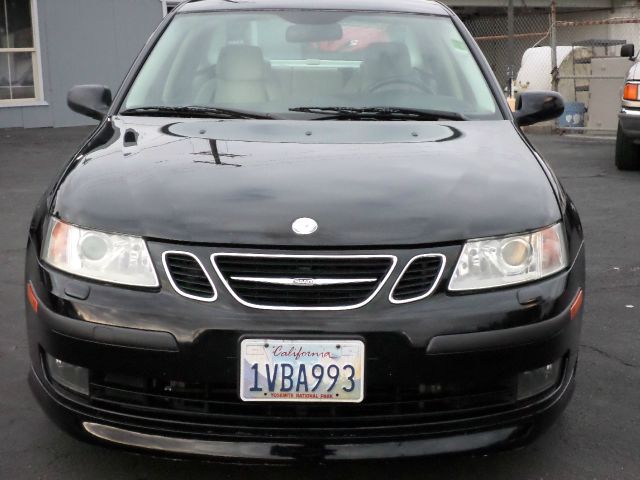 2003 Saab 9-3 XLT V-8 4X2