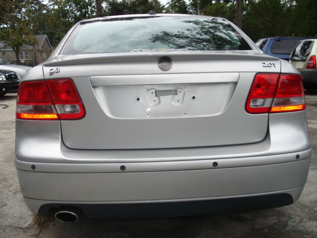 2003 Saab 9-3 XLT V-8 4X2