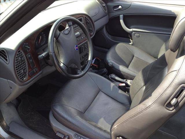 2003 Saab 9-3 SE