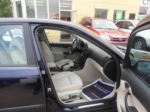 2003 Saab 9-3 Graduate