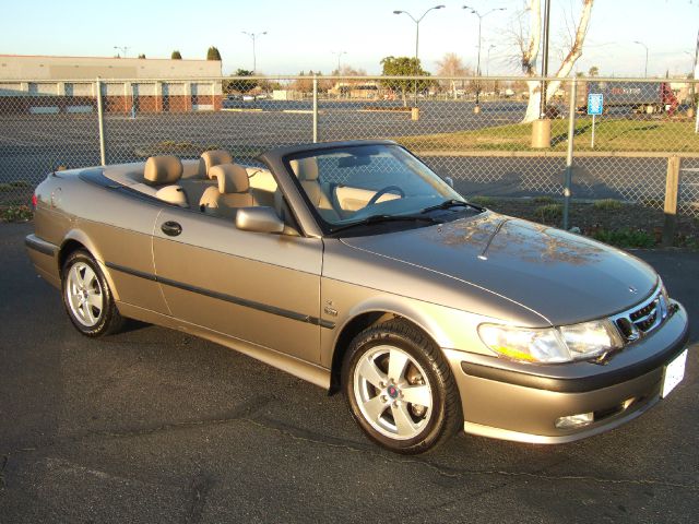 2003 Saab 9-3 Convertible