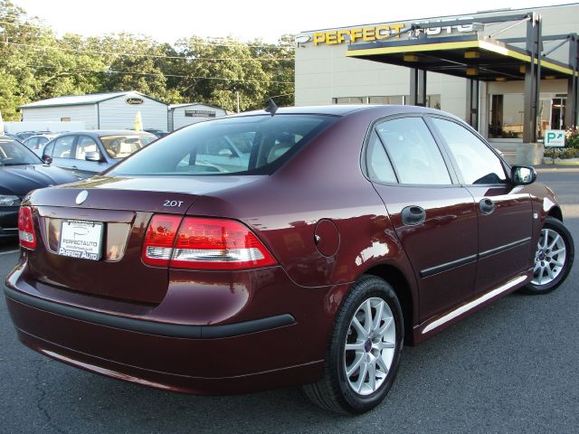 2004 Saab 9-3 Loaded W/ Nav