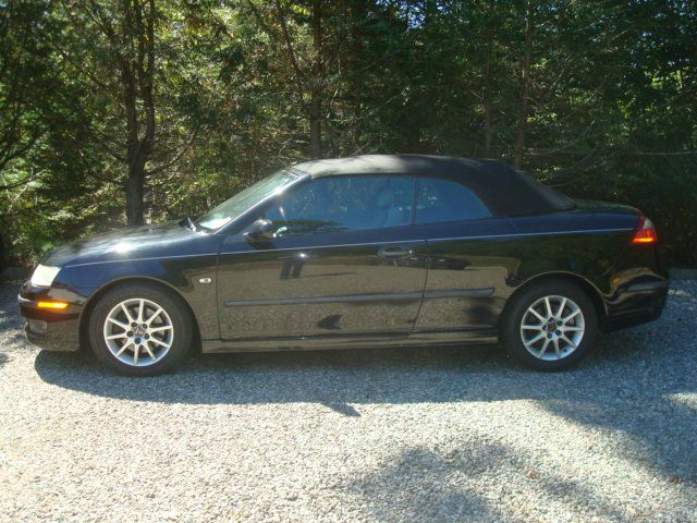 2004 Saab 9-3 Classic LT