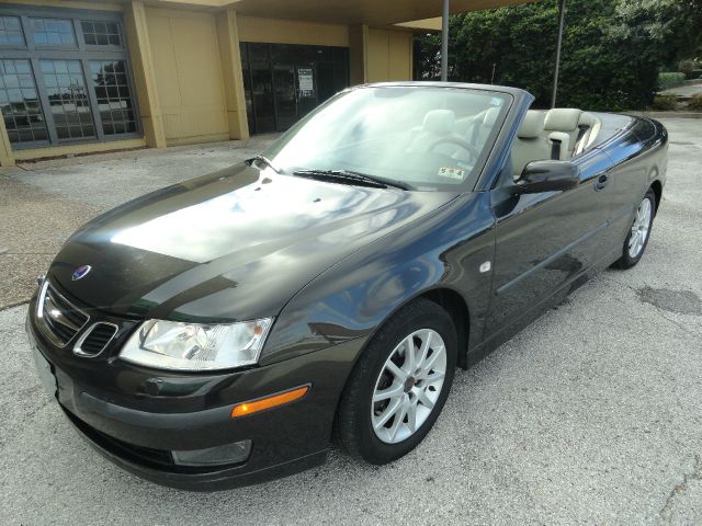 2004 Saab 9-3 Classic LT