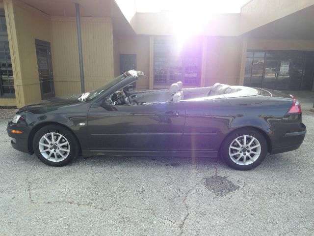 2004 Saab 9-3 Classic LT